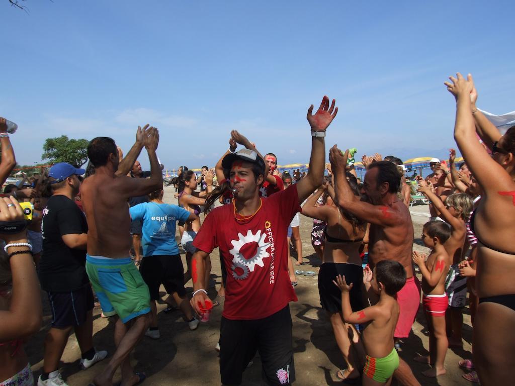 Marina Di Rossano Village Club מראה חיצוני תמונה