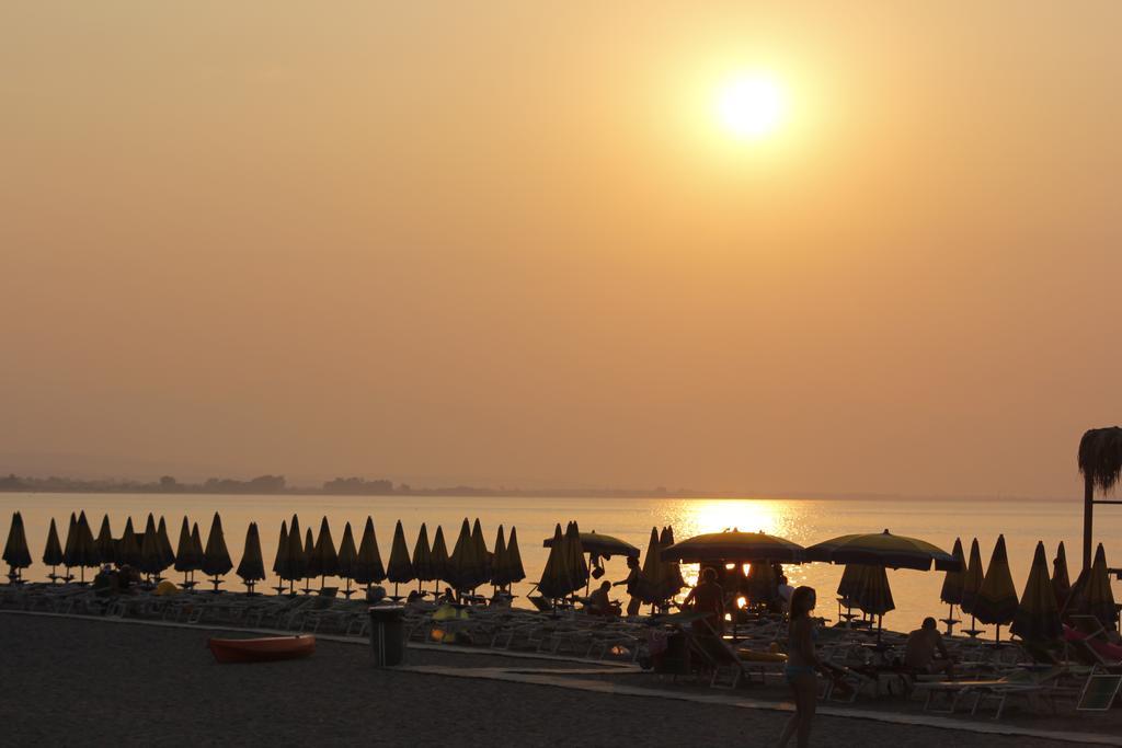 Marina Di Rossano Village Club מראה חיצוני תמונה