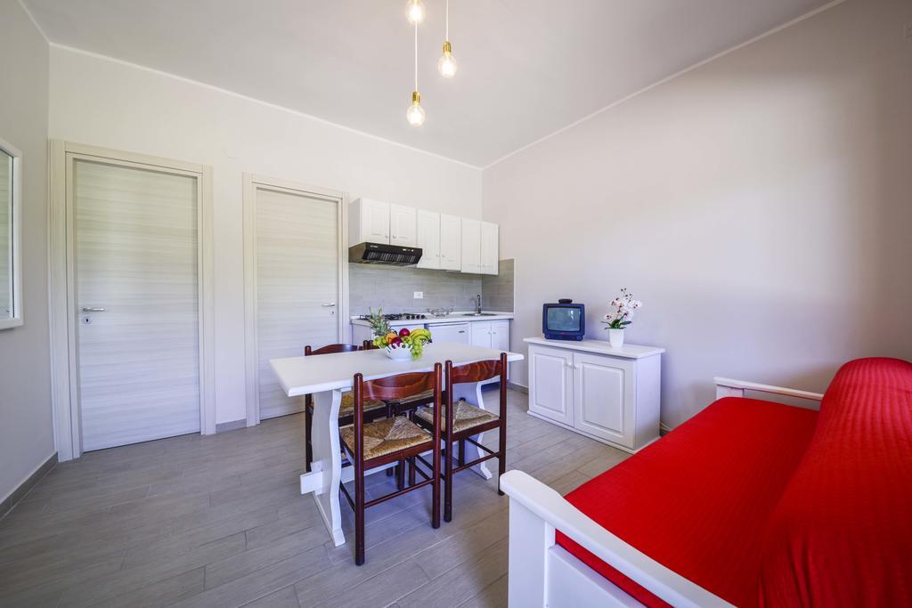 Marina Di Rossano Village Club מראה חיצוני תמונה